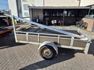 werkvlot en spudpalen transporteren